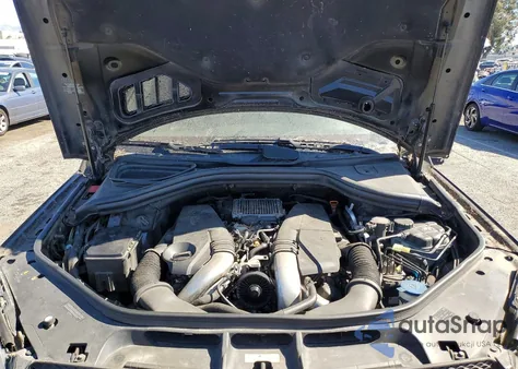 2013 Mercedes-Benz Gl 550 4Matic z USA, uszkodzony, nr VIN 4JGDF7DEXDA183353